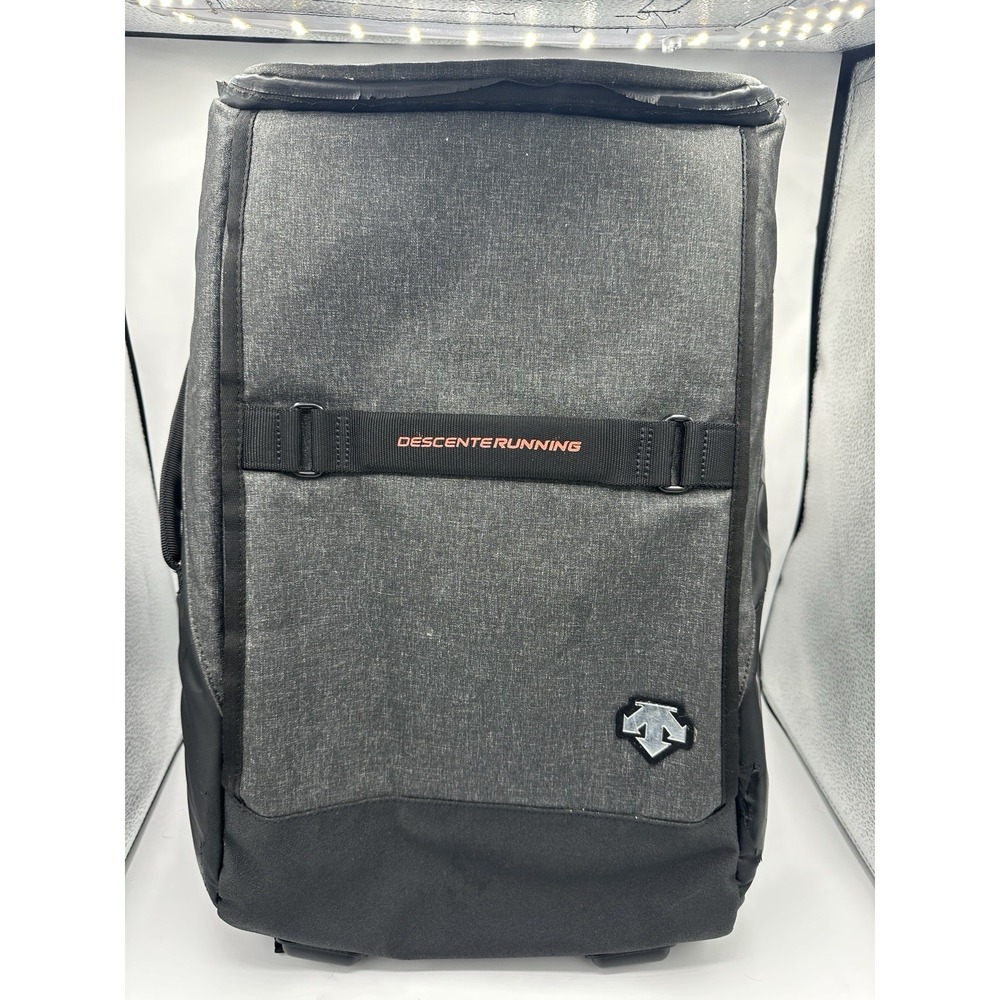Descente Running Backpack S5324RBP12 Gray/Black Orange Interior